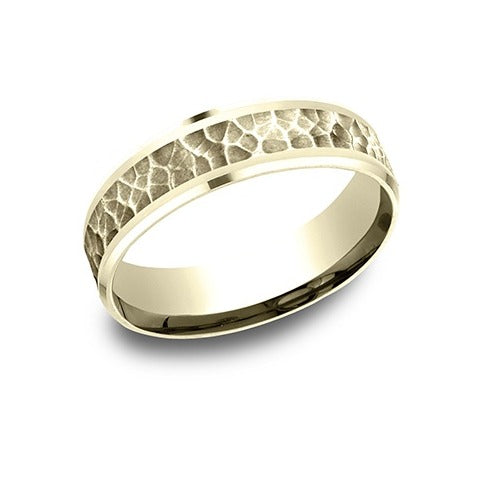Drop Bevel Band with Hammered Center