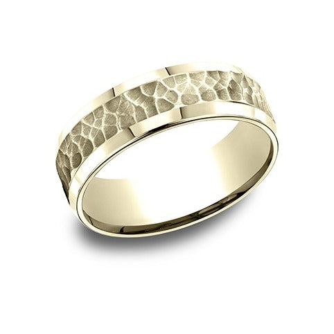 Classic Band with Hammered Center With Bevel Edges