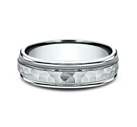 Pol Edge Milgrain Band with Hammered Center