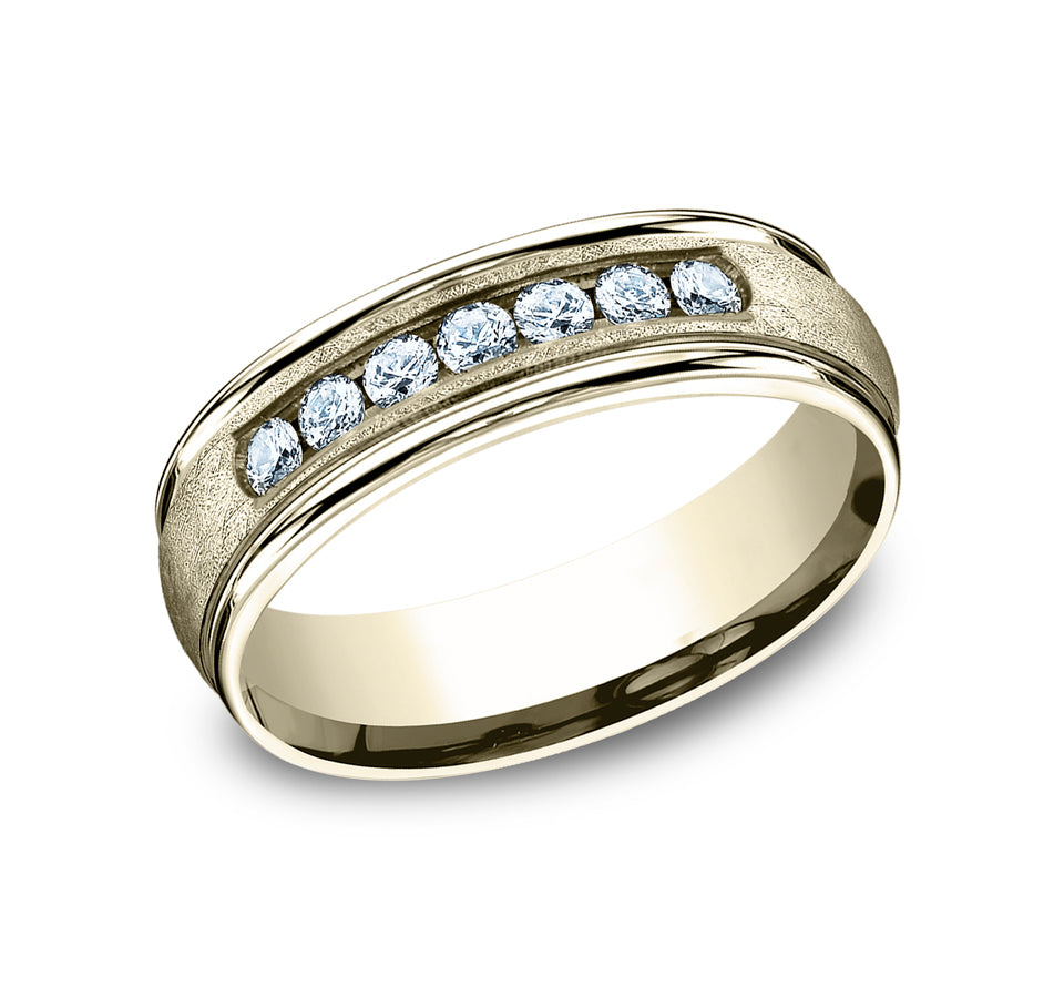 Round Edge Channel Diamond Band with Swirl Center