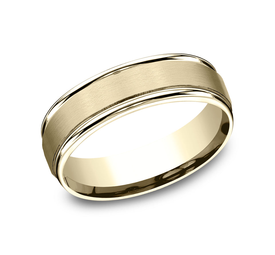 Light Comfort Fit Round Edge Band with Satin Center