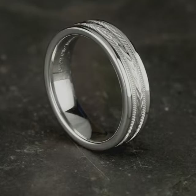Light Comfort Fit Round Edge Band, video