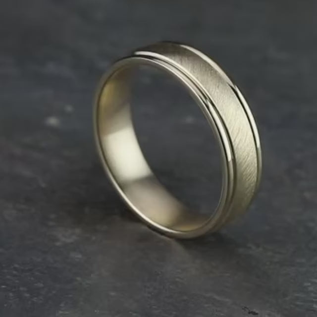 Light Comfort Fit Round Edge Band with Diagonal Grit Satin Center, video