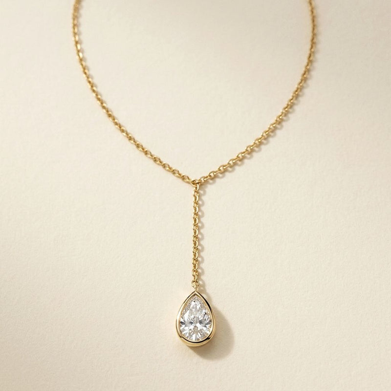 Pear Lariat