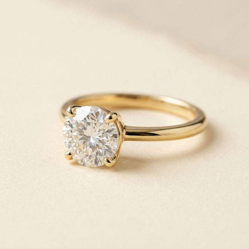 Round Four Prong Solitaire