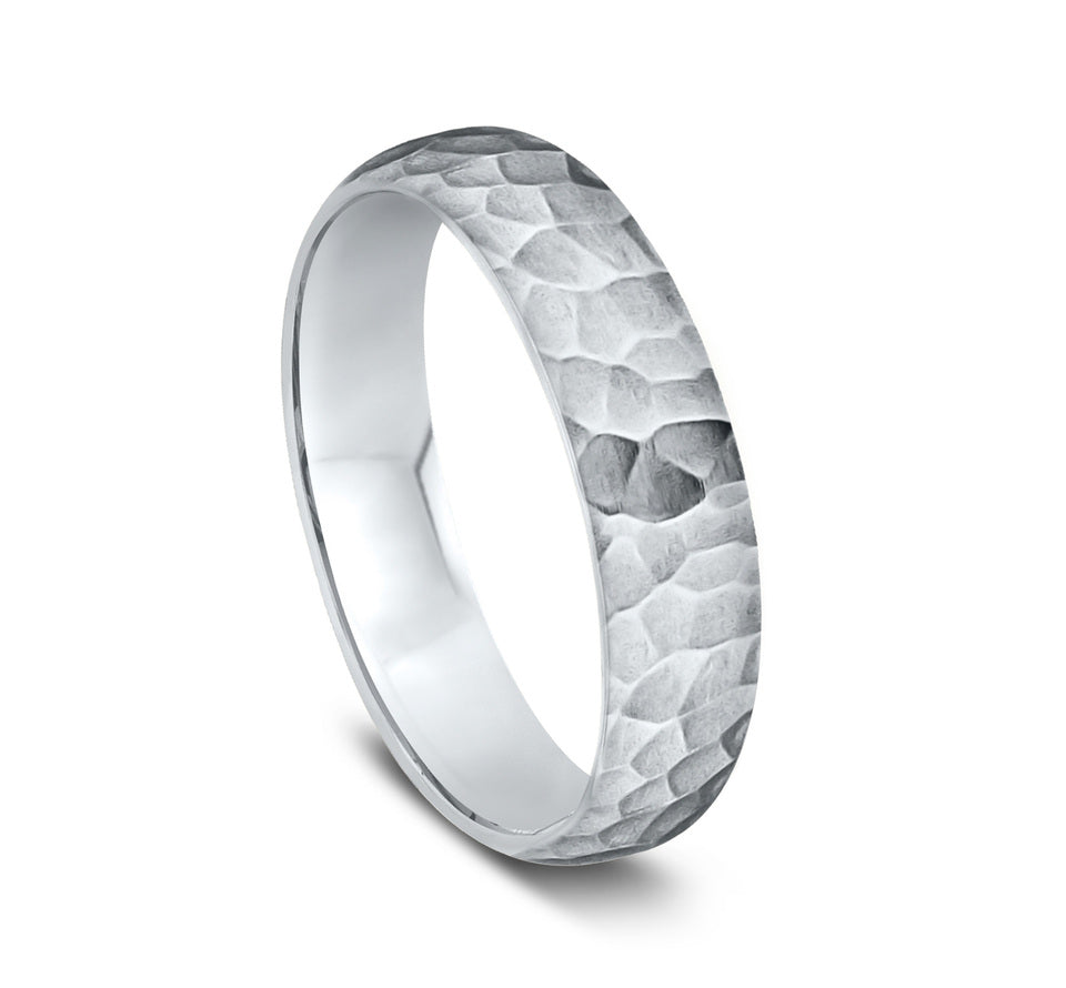 Classic Dome Hammered Band