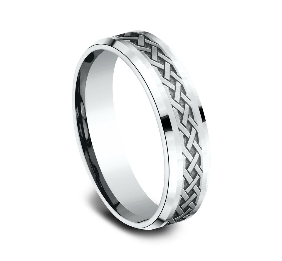 Drop Bevel Band with Celtic Love Knot Center