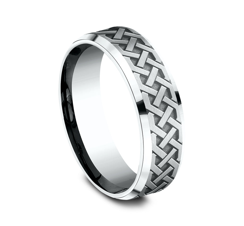 Bevel Celtic Love Knot Band