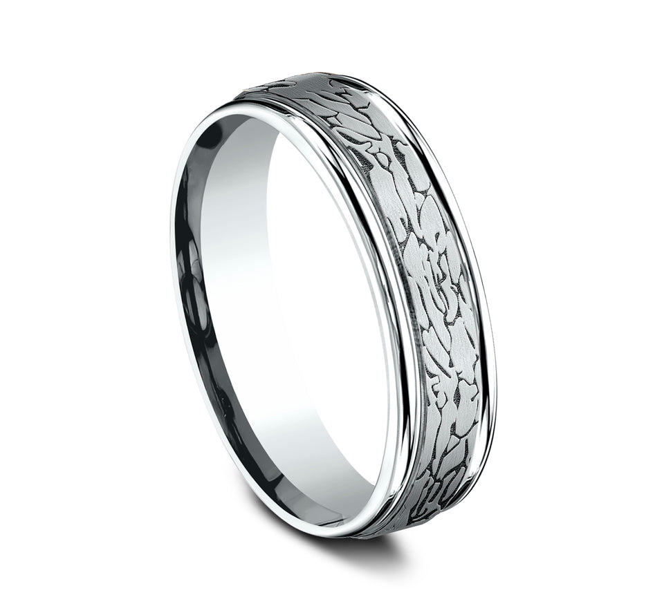 Round Edge Band with Fractured Rock Center