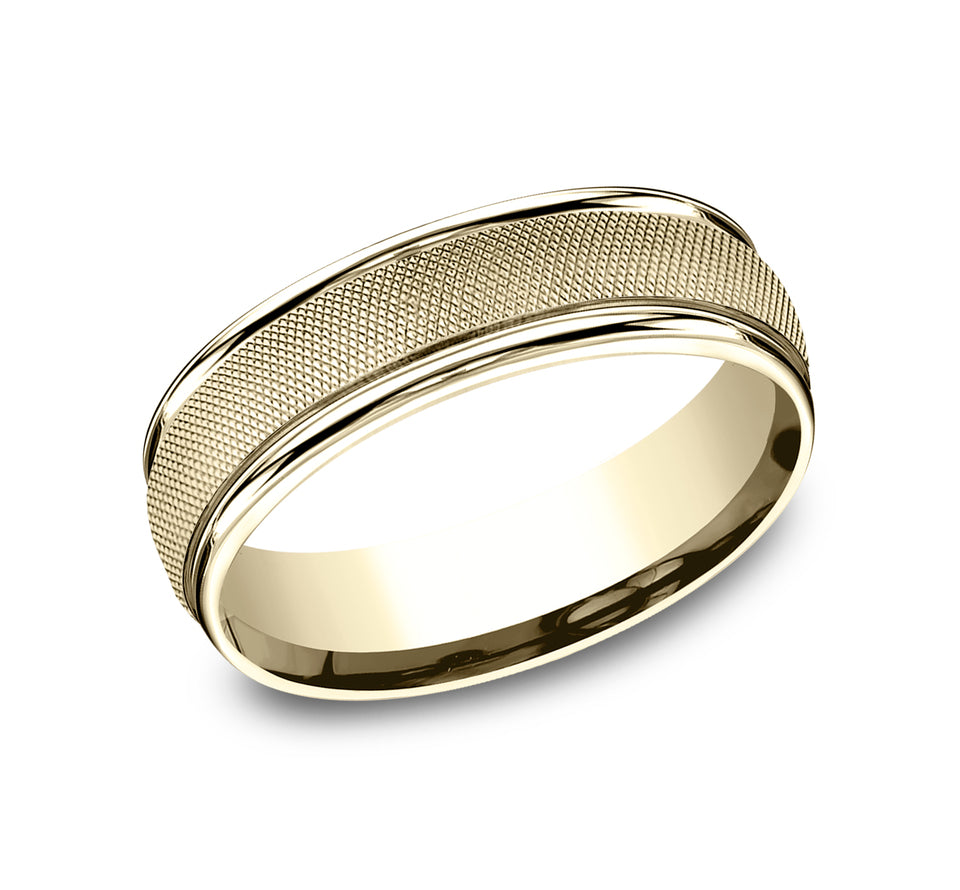 Light Comfort Fit Round Edge Band with Florentine Center
